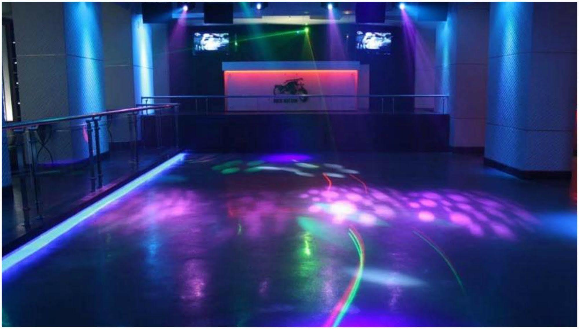 Ramee Guestline Hotel Juhu Mumbai  Faciliteiten foto