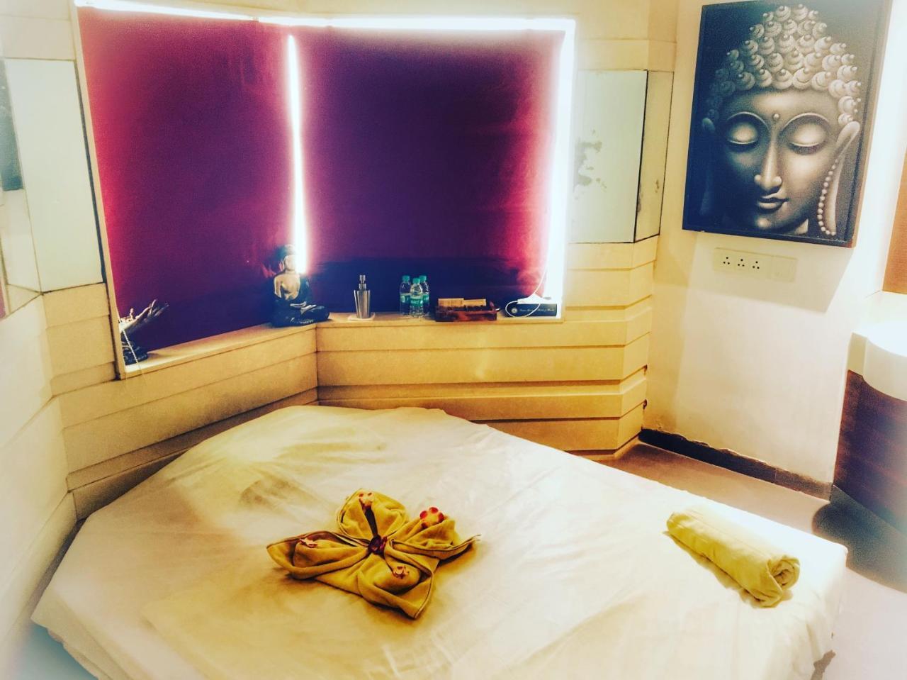 Ramee Guestline Hotel Juhu Mumbai  Buitenkant foto